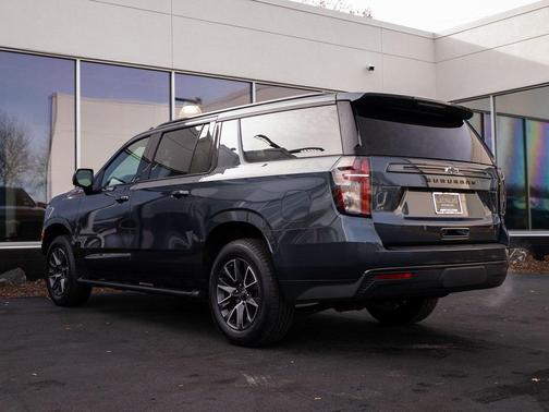 2021 Chevrolet Suburban 4WD Z71