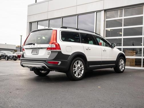 2016 Volvo XC70 T5 Premier