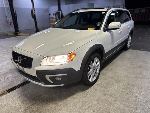 2016 Volvo XC70 T5 Premier