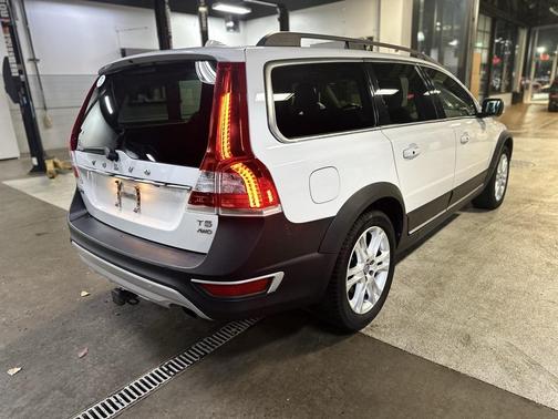 2016 Volvo XC70 T5 Premier