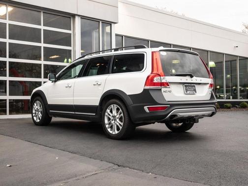 2016 Volvo XC70 T5 Premier