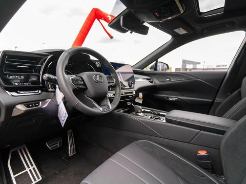 Caviar 2026 Lexus RX 500h F SPORT Performance