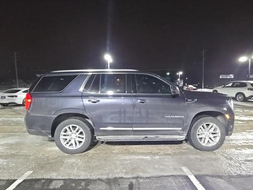 2024 GMC Yukon SLT