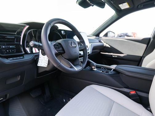 Pearl 2026 Lexus TX 350 Premium