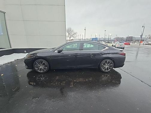 2023 Lexus ES 350 Base