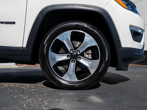 2017 Jeep New Compass Latitude
