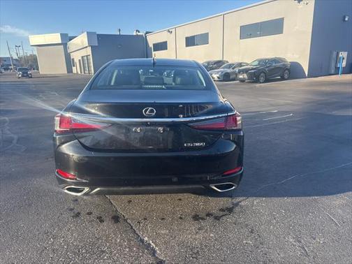 2023 Lexus ES 350 Base