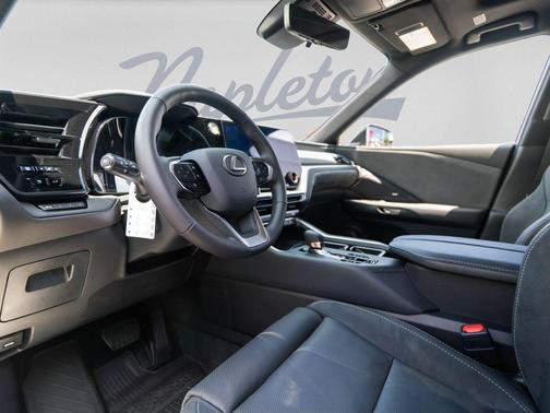 Wind Chill Pearl 2026 Lexus TX 350 Luxury