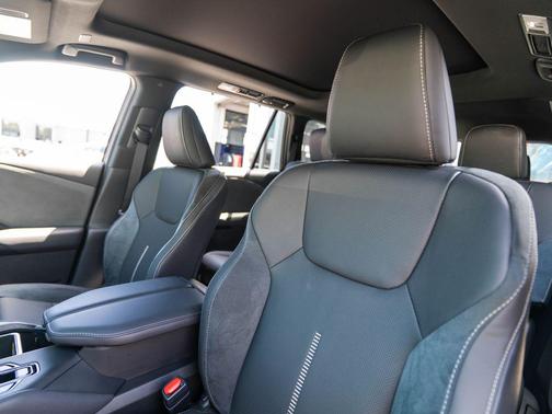 Wind Chill Pearl 2026 Lexus TX 350 Luxury