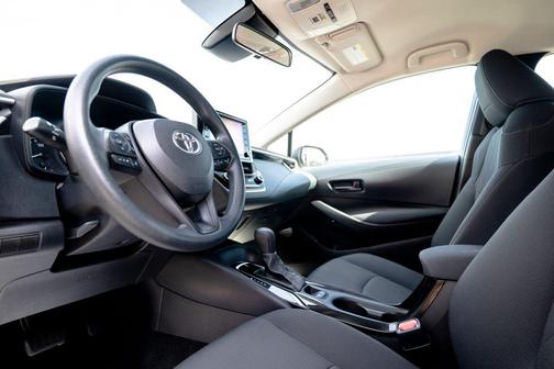 Classic Silver Metallic 2022 Toyota Corolla LE