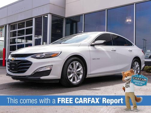 Summit White 2022 Chevrolet Malibu FWD LT