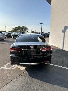 2019 Lexus LS 500h Base