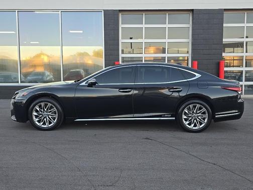 2019 Lexus LS 500h Base