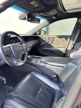2019 Lexus LS 500h Base