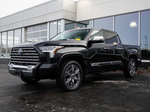 2024 Toyota Tundra Hybrid Capstone