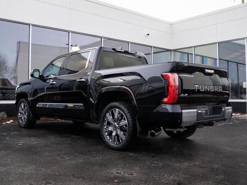 2024 Toyota Tundra Hybrid Capstone