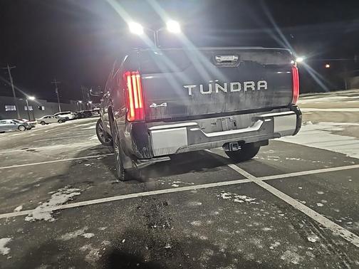 2024 Toyota Tundra Hybrid Capstone