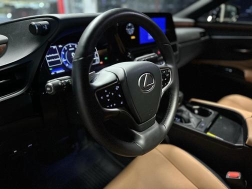 2024 Lexus ES 350 Base