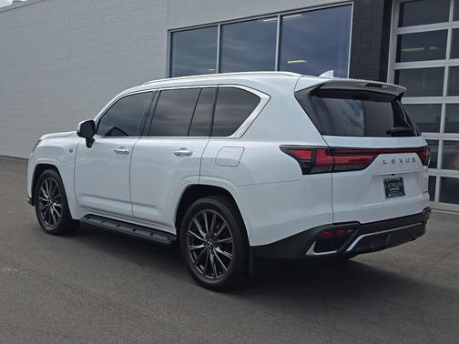 2024 Lexus LX 600 F SPORT