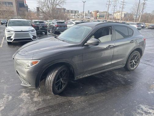 2020 Alfa Romeo Stelvio Base