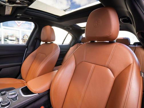 2022 Alfa Romeo Giulia Ti