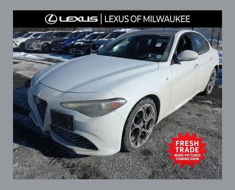 2022 Alfa Romeo Giulia Ti