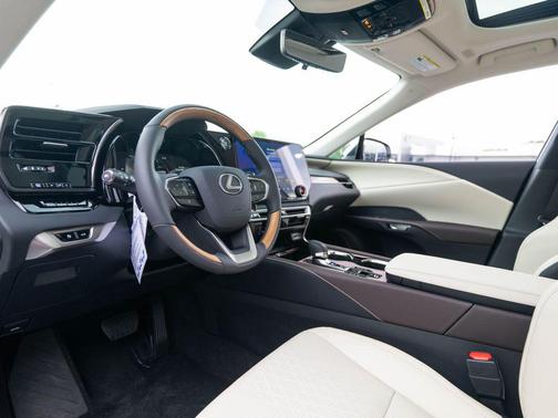 Eminent White Pearl 2026 Lexus RX 350 Premium