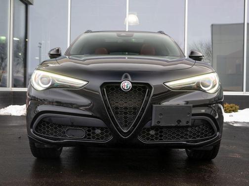 2022 Alfa Romeo Stelvio Ti