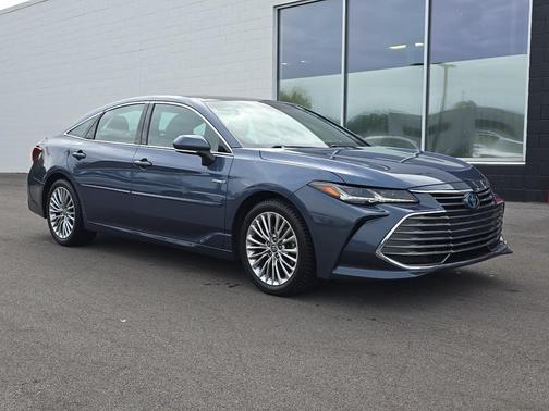 2021 Toyota Avalon Hybrid Limited