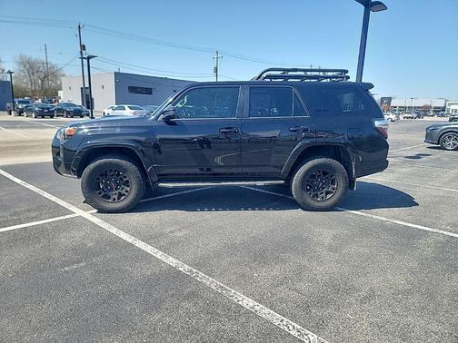 Midnight Black Metallic 2019 Toyota 4Runner TRD Pro