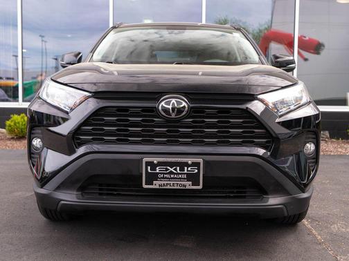 Midnight Black Metallic 2021 Toyota RAV4 XLE