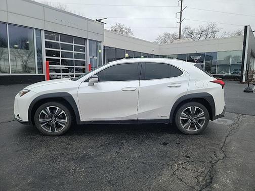 2020 Lexus UX 250h Base