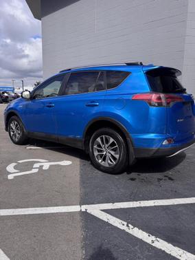 2018 Toyota RAV4 Hybrid XLE
