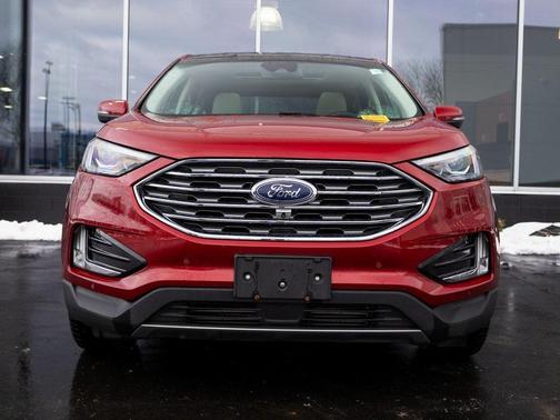 2020 Ford Edge Titanium