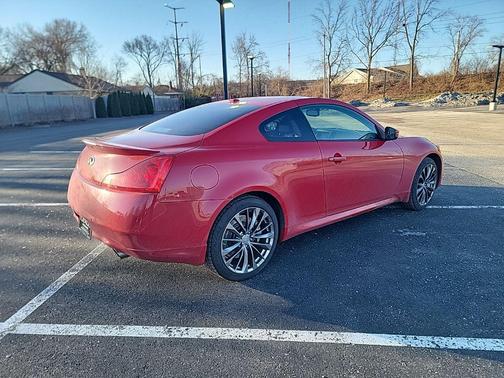 2012 INFINITI G37x Base