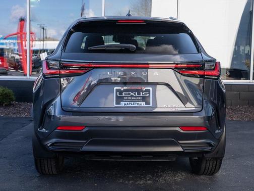 2025 Lexus NX 350h Premium