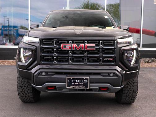 Onyx Black 2023 GMC Canyon AT4