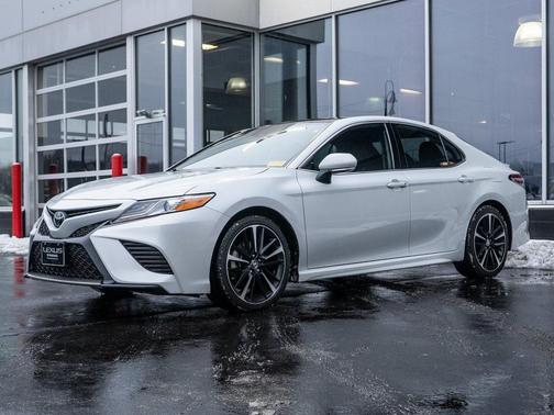 2020 Toyota Camry XSE