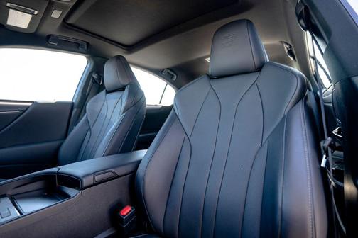 2025 Lexus ES 350 F Sport