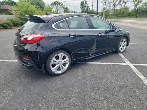 Black 2017 Chevrolet Cruze Premier