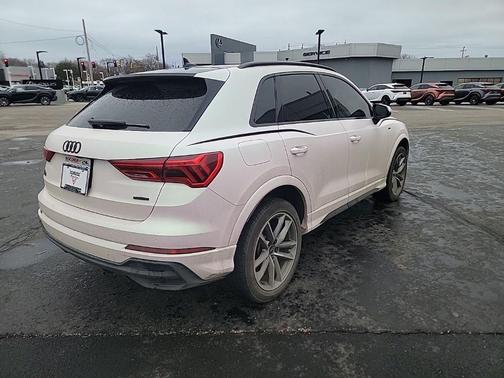 2023 Audi Q3 45 S line Premium Plus