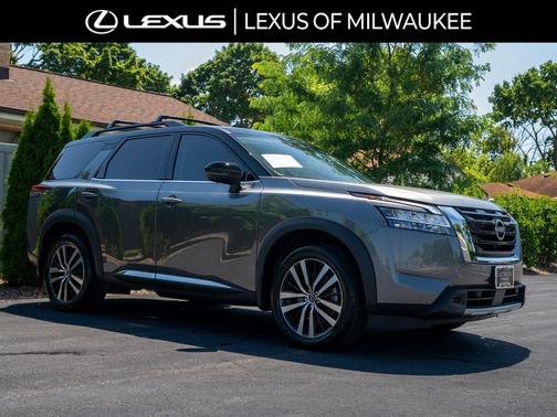 2023 Nissan Pathfinder Platinum 4WD