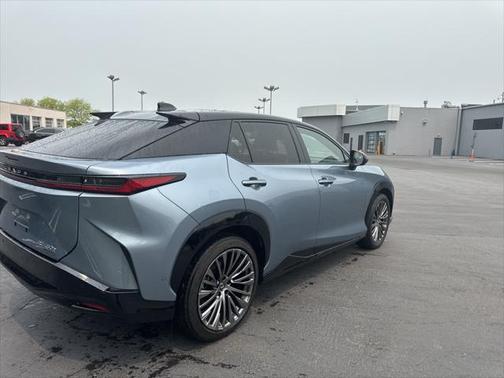 2024 Lexus RZ 450e Luxury