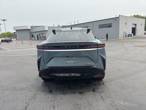 2024 Lexus RZ 450e Luxury