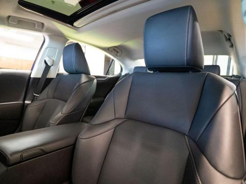 2024 Lexus ES 350 Base