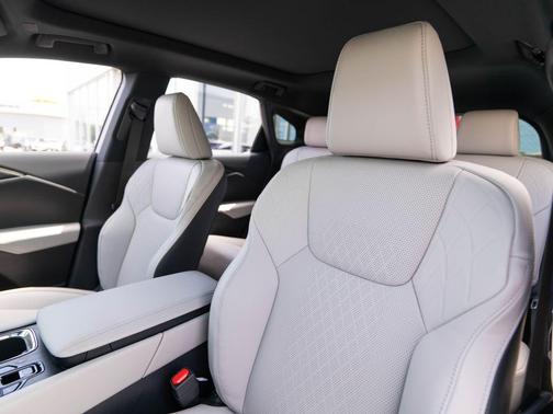 Eminent White Pearl 2026 Lexus RX 350h Premium+