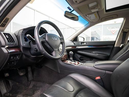 2012 INFINITI G37x Base