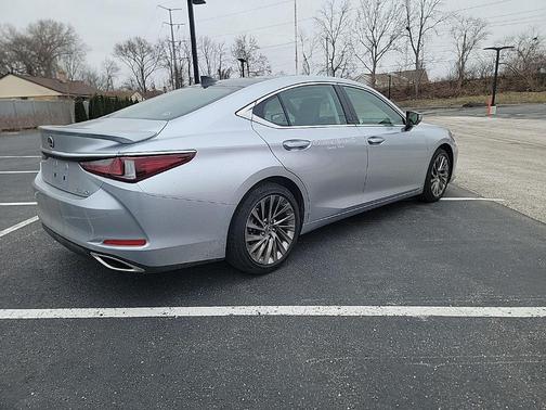 2025 Lexus ES 350 Luxury
