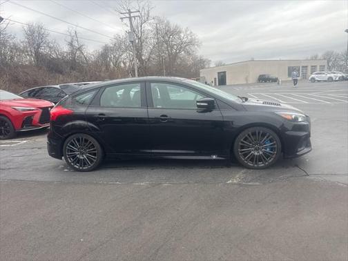 2017 Ford Focus RS Base