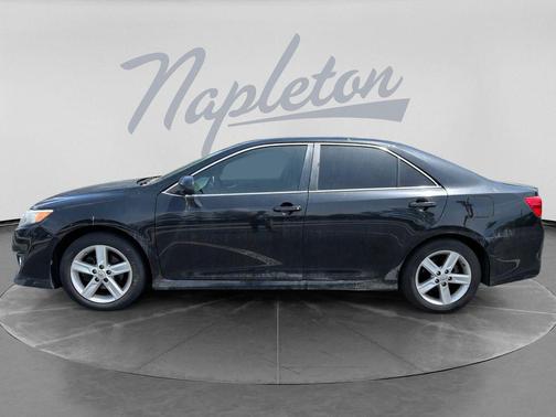 Attitude Black Metallic 2013 Toyota Camry SE